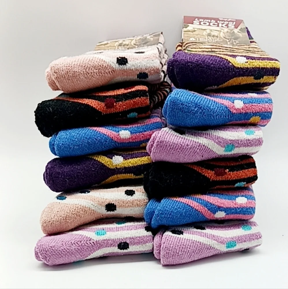 12 Pairs Lamb Wool Crew Socks/Thermal Warm Winter Boot Socks Size 9-11 Wom…